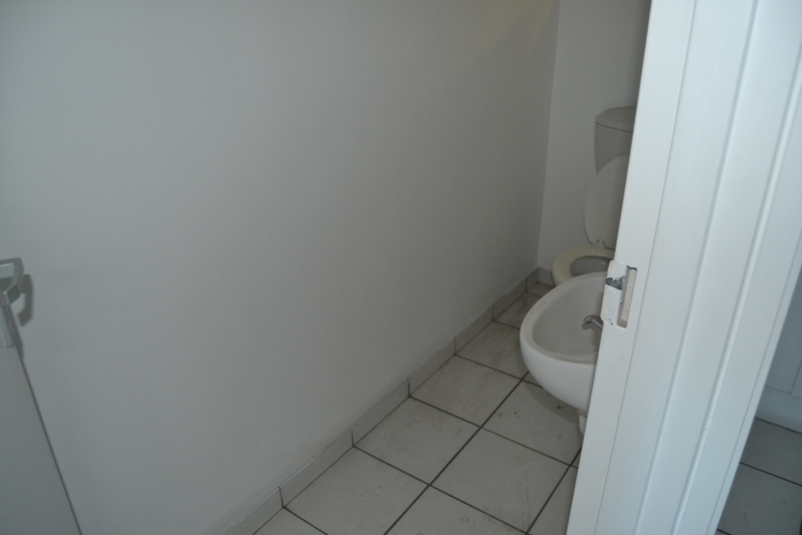 To Let commercial Property for Rent in Beaconvale Western Cape